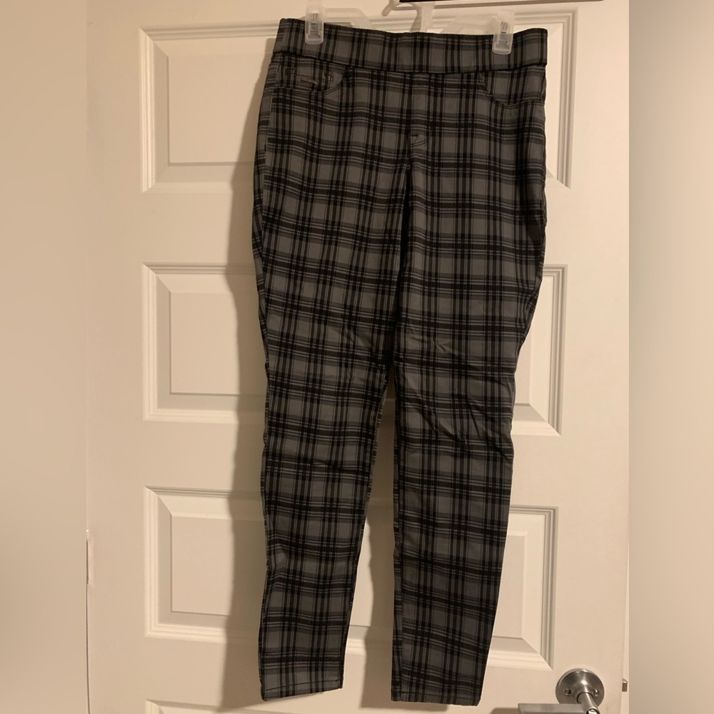 Women’s Nine West Gray Plaid Jeggings